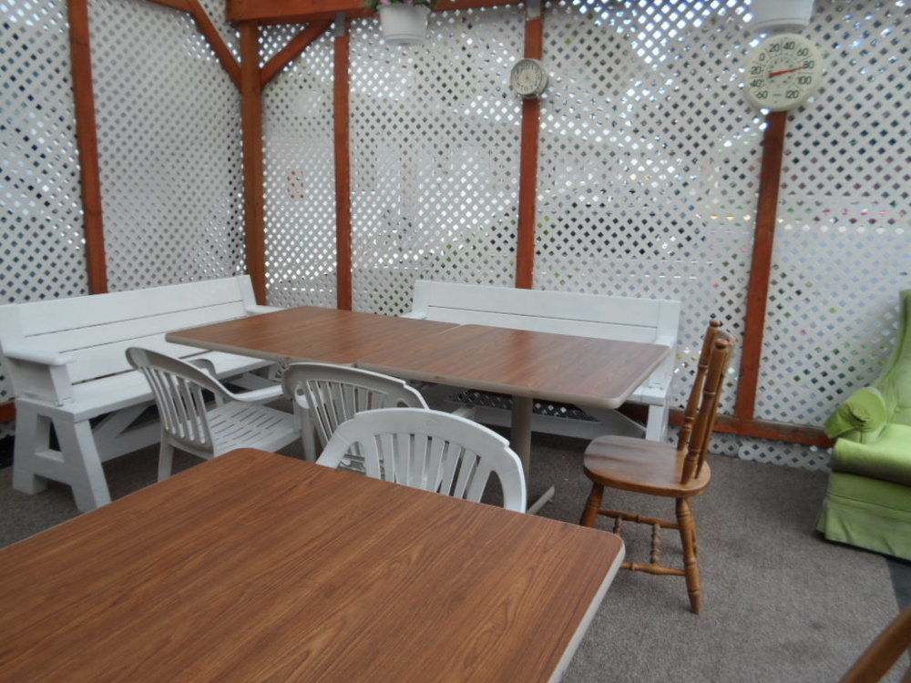 Alpine Motel In Heart Of Wisconsin Dells Downtown. Exterior photo